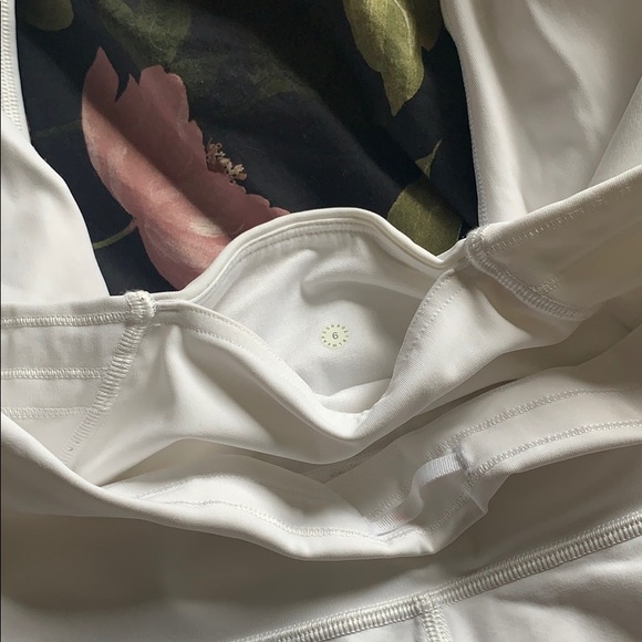 Lululemon Train Times Crop White - Picture 5 of 9